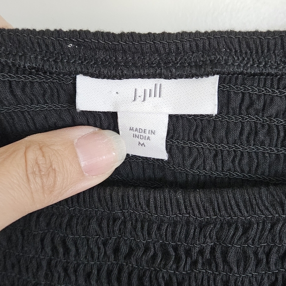 J Jill Black Smocked 3/4 Sleeve Flowy Blouse Top Women's Size Medium - Picture 7 of 8
